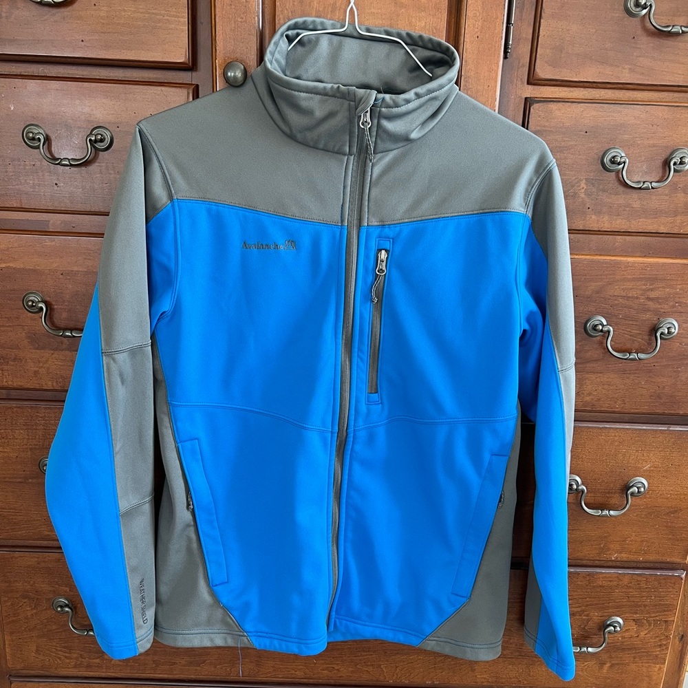 Men’s small Avalanche Weather Shield Jacket